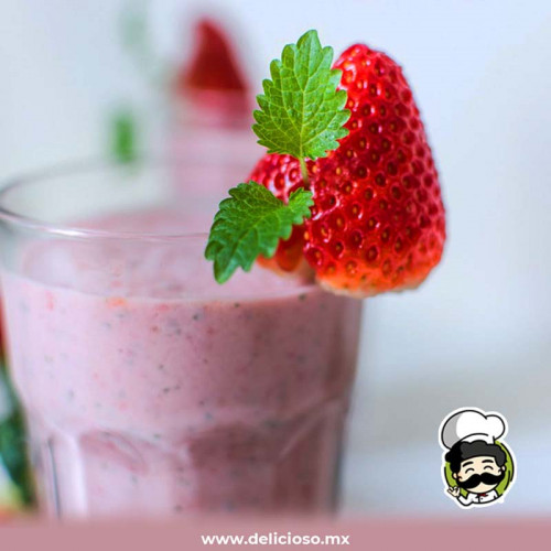 Licuado de Fresa con Avena (Desayuno Completo)